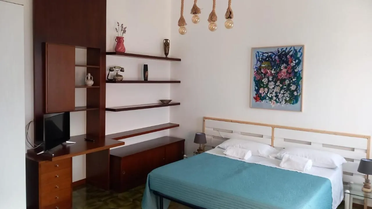 My Holidays - Camere Dei Fiori Gravedona Guest house
